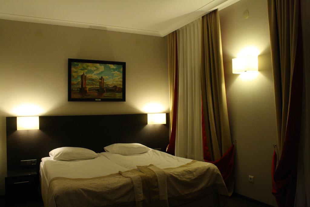 Optima Collection Kharkiv Hotel Exterior photo